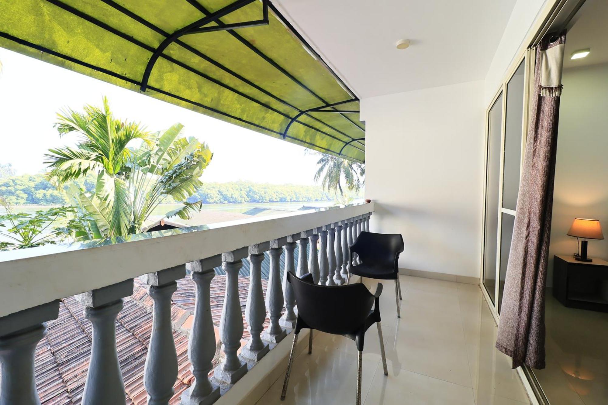 Sal Riviera Hotel Cavelossim Exterior photo